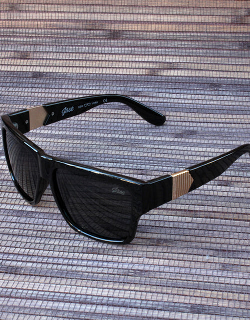 Load image into Gallery viewer, Jase New York Carter Sunglasses in Black